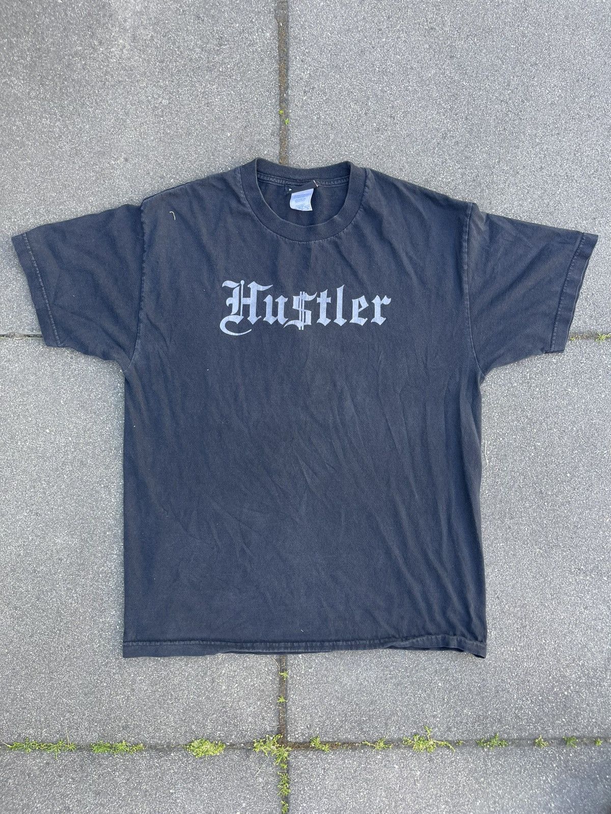 Vintage 2000’s ‘hustler’ porn star sun faded tee Size US L / EU 52-54 / 3 - 1 Thumbnail
