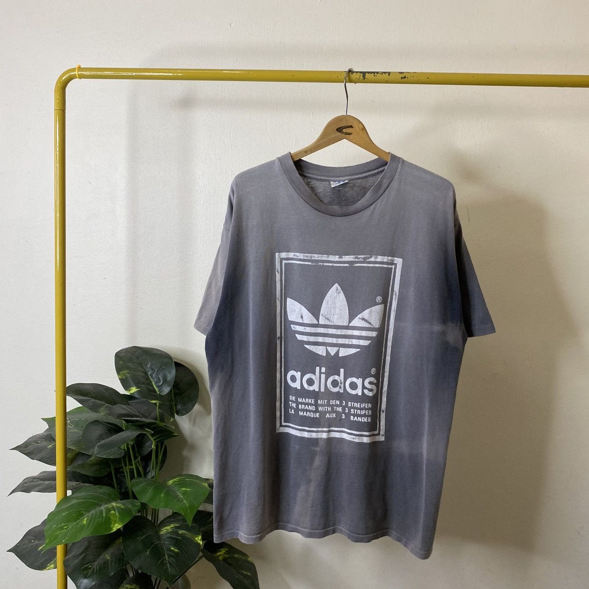 Adidas 1990s Adidas Double Sided Graphic Sunfaded Tee Size US XL / EU 56 / 4 - 1 Thumbnail