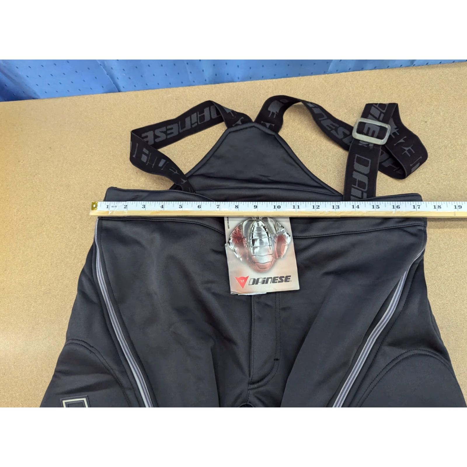 Dainese Dainese Ski Shorts Mens L Suspenders Outdoor Winter Side Leg Protection Athletic Quick Dry Black Polyester Sports Skiing Womens? Size US 33 - 7 Thumbnail