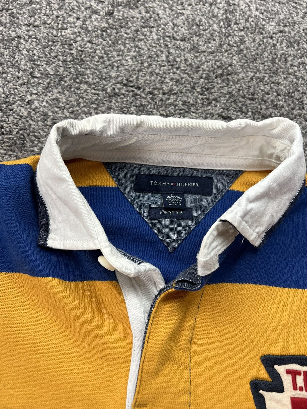 Tommy Hilfiger Vintage Tommy Hilfiger Crest Logo Striped Rugby Polo Size US M / EU 48-50 / 2 - 4 Thumbnail