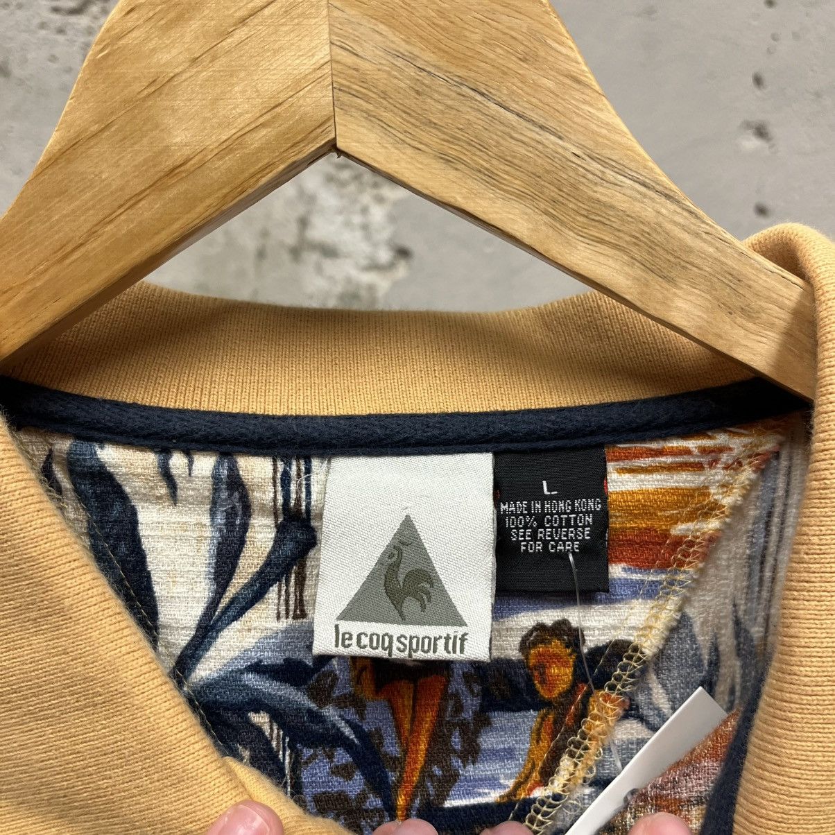 Le Coq Sportif Le Coq Sportif Vintage Hawaiian Travel Print Polo Shirt L Size US L / EU 52-54 / 3 - 3 Thumbnail