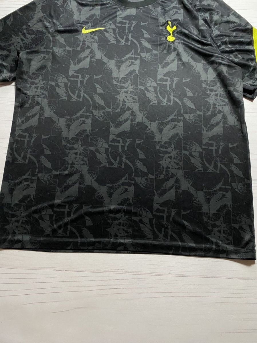 Nike Nike Tottenham Hotspur 2021/22 pre-match soccer jersey Size US XL / EU 56 / 4 - 7 Thumbnail
