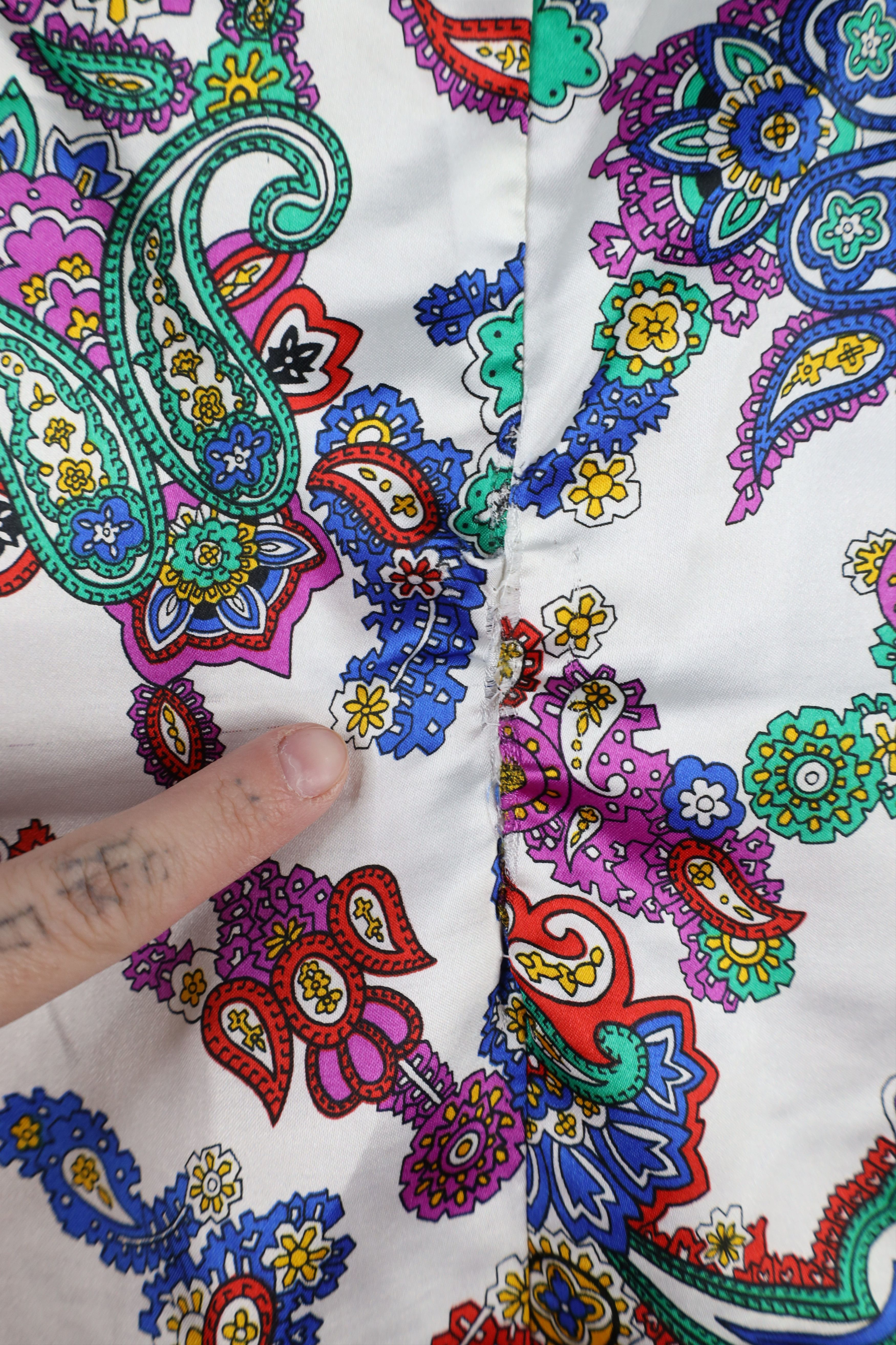 Vintage Vintage 90s Streetwear Rainbow Paisley Silky Polyester Shirt Size XXL / US 16-18 / IT 52-54 - 10 Thumbnail