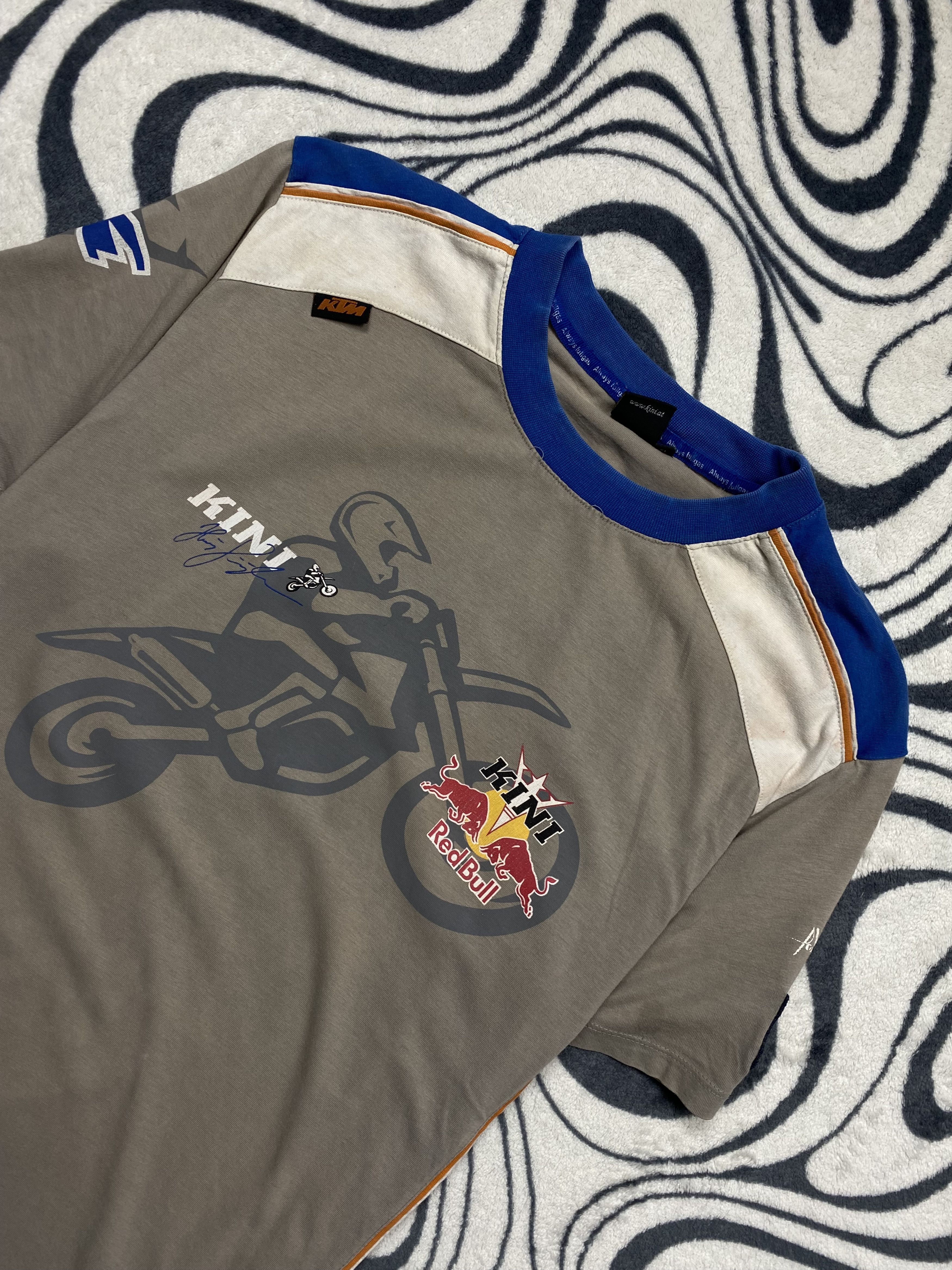 Red Bull × Vintage Red Bull Kini Racing Vintage T-Shirt Y2K Tee Size US XL / EU 56 / 4 - 2 Thumbnail