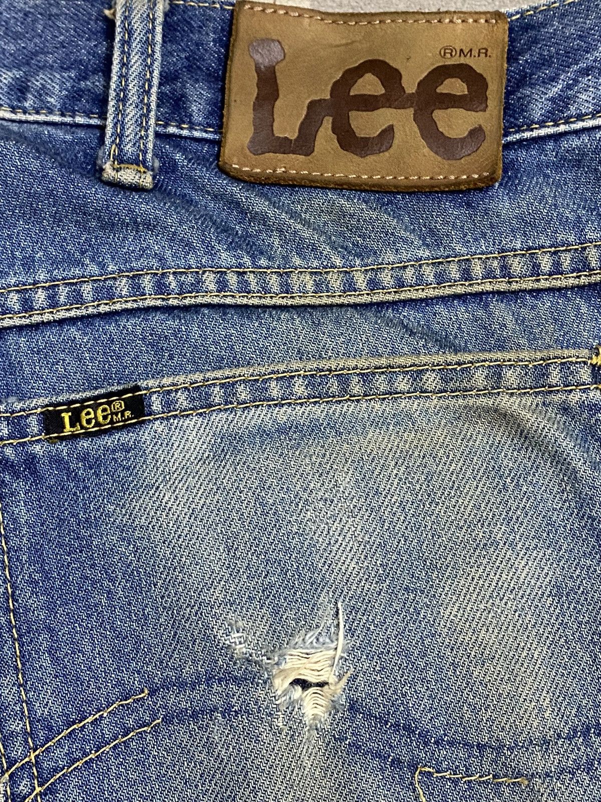 Lee Vintage Lee Mud Wash Distressed Loose Jeans Size US 33 - 12 Thumbnail