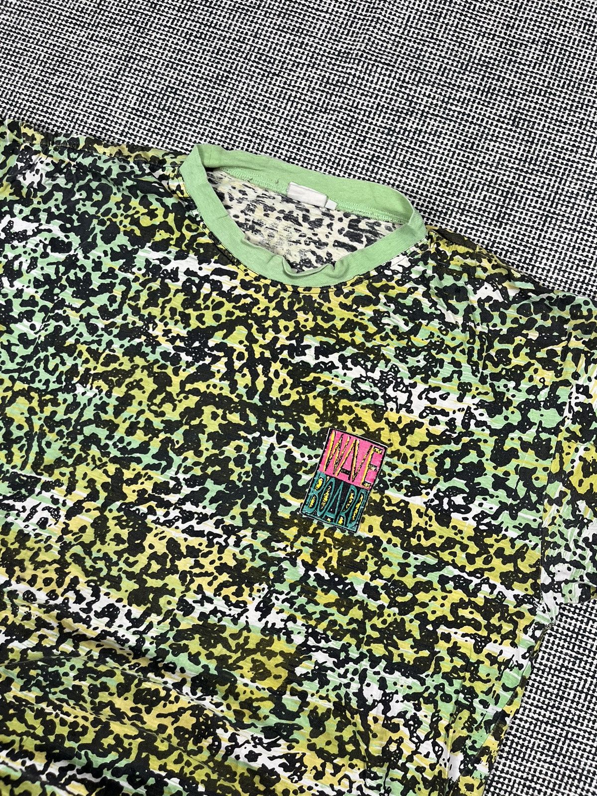 Japanese Brand × Vintage Vintage 90s wave board will smith style funky t-shirt Size US XL / EU 56 / 4 - 3 Thumbnail