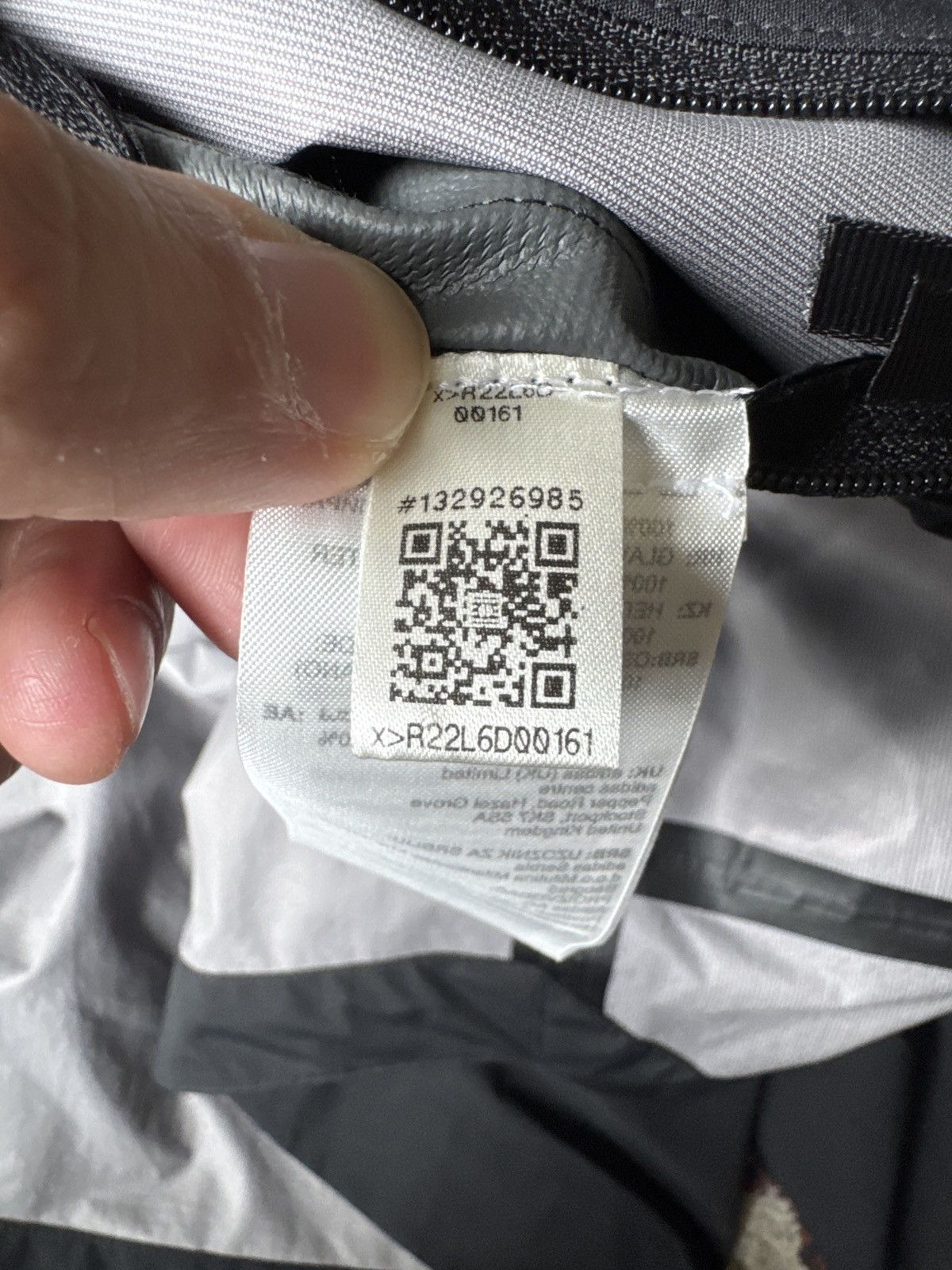 Adidas Adidas MYSHELTER rain.rdy Parka - Size M Size US M / EU 48-50 / 2 - 19 Thumbnail