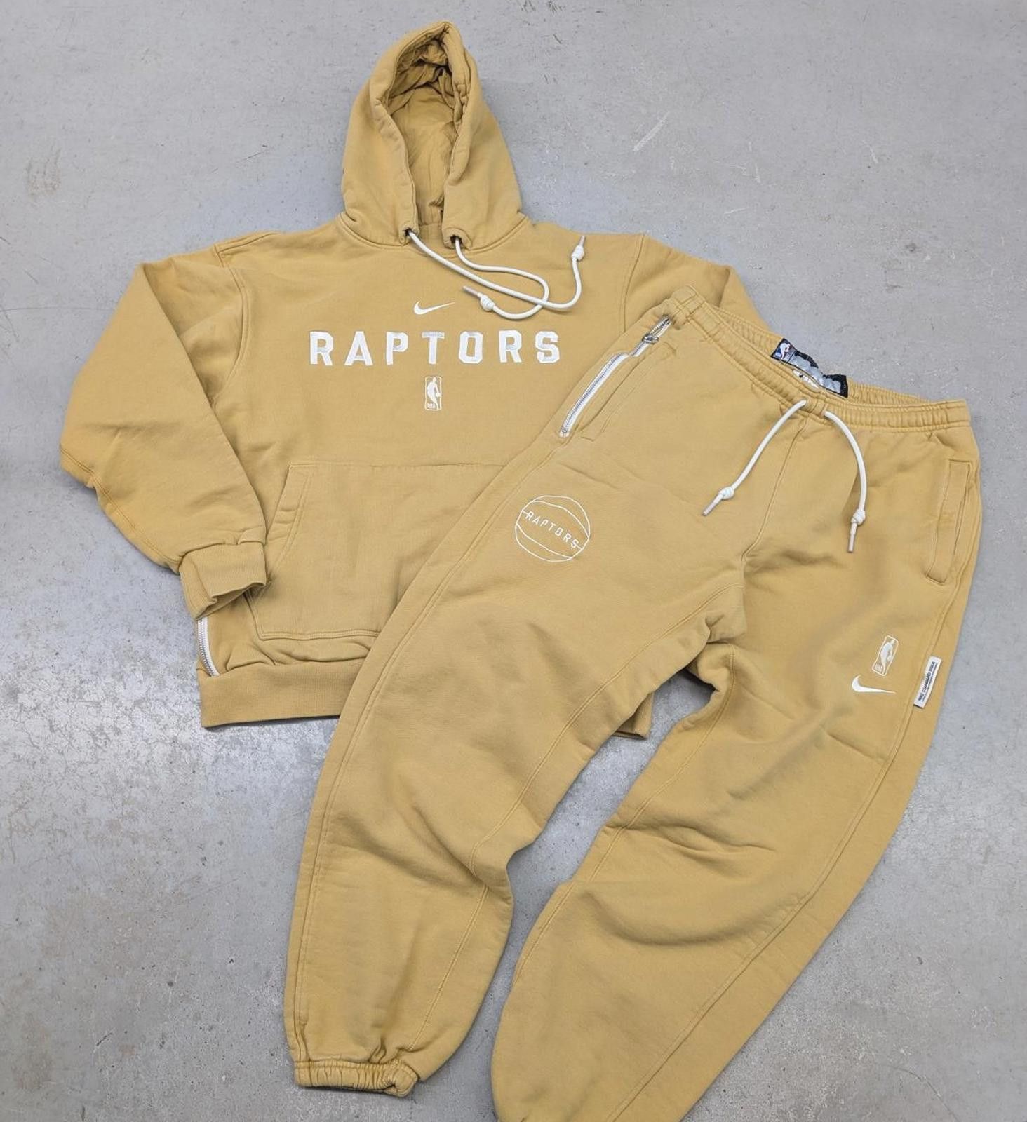Nike Nike Toronto Raptors NBA Standard Issue Sweatpants Hoodie Size US L / EU 52-54 / 3 - 1 Thumbnail