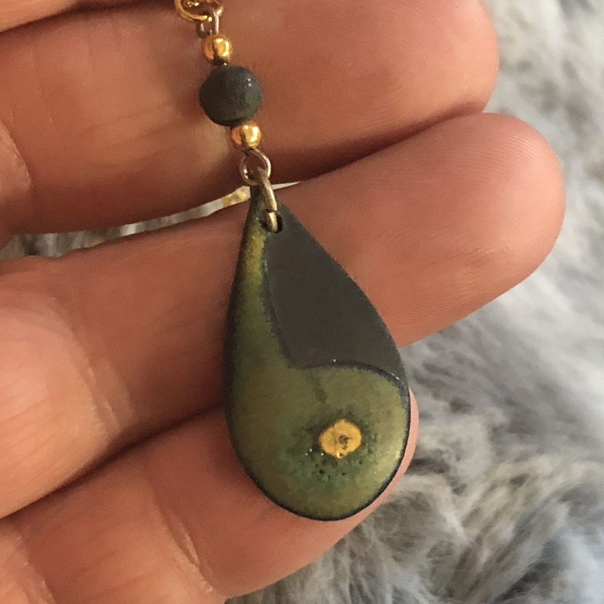 Handmade Handcrafted painted raindrop beaded pendant necklace Size ONE SIZE - 7 Thumbnail