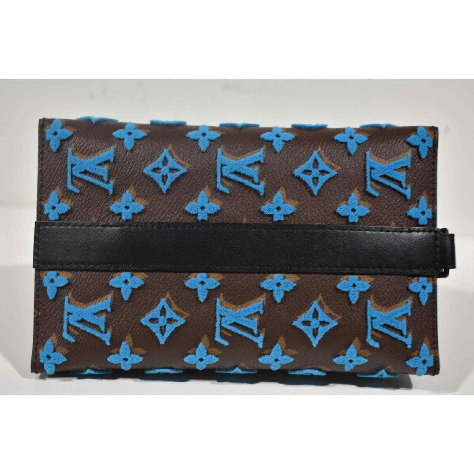 Louis Vuitton Triangle Messenger Shoulder Crossbody Bag