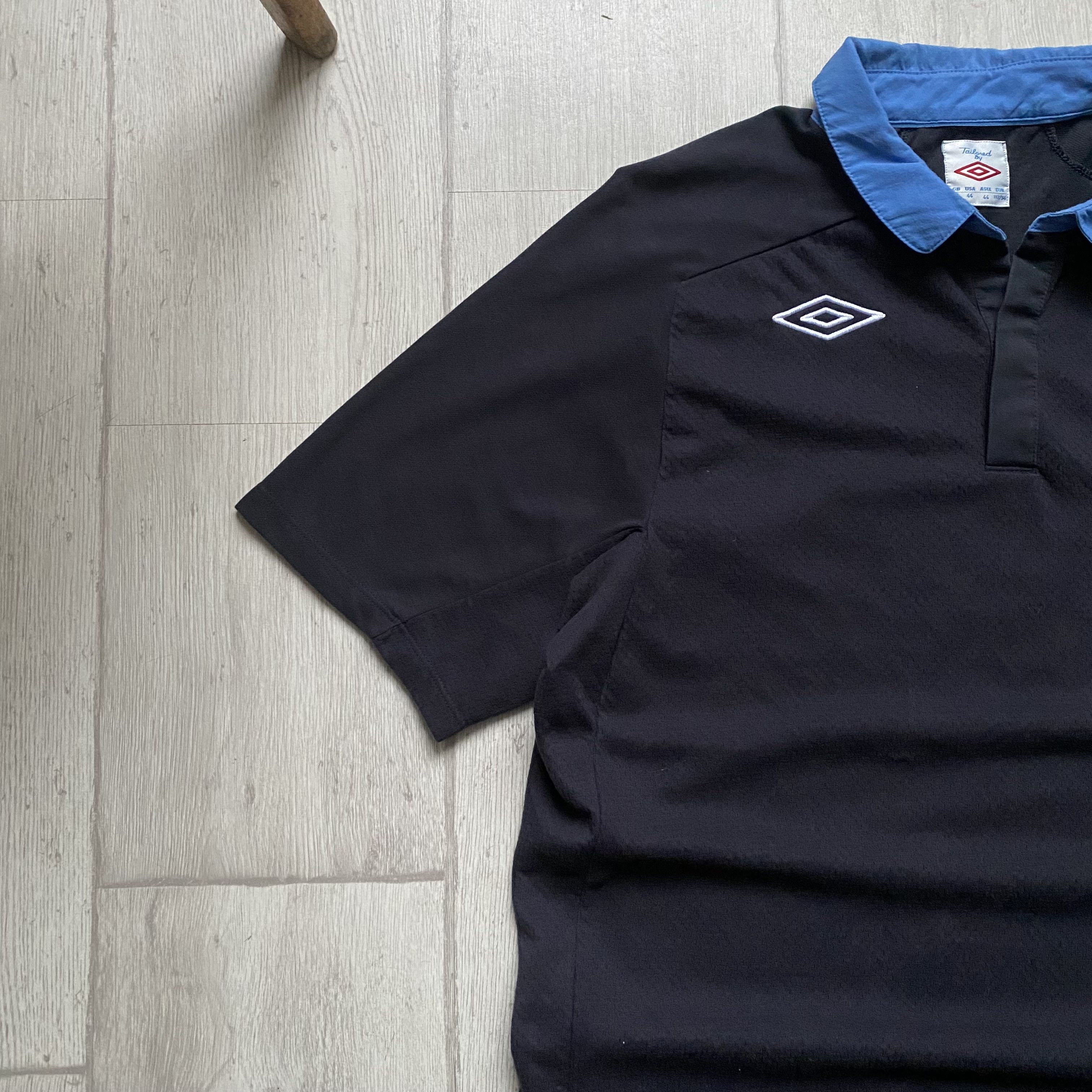 Umbro ⚽️ Vintage Blockore Umbro England Soccer jersey Polo Nike Size US L / EU 52-54 / 3 - 6 Thumbnail