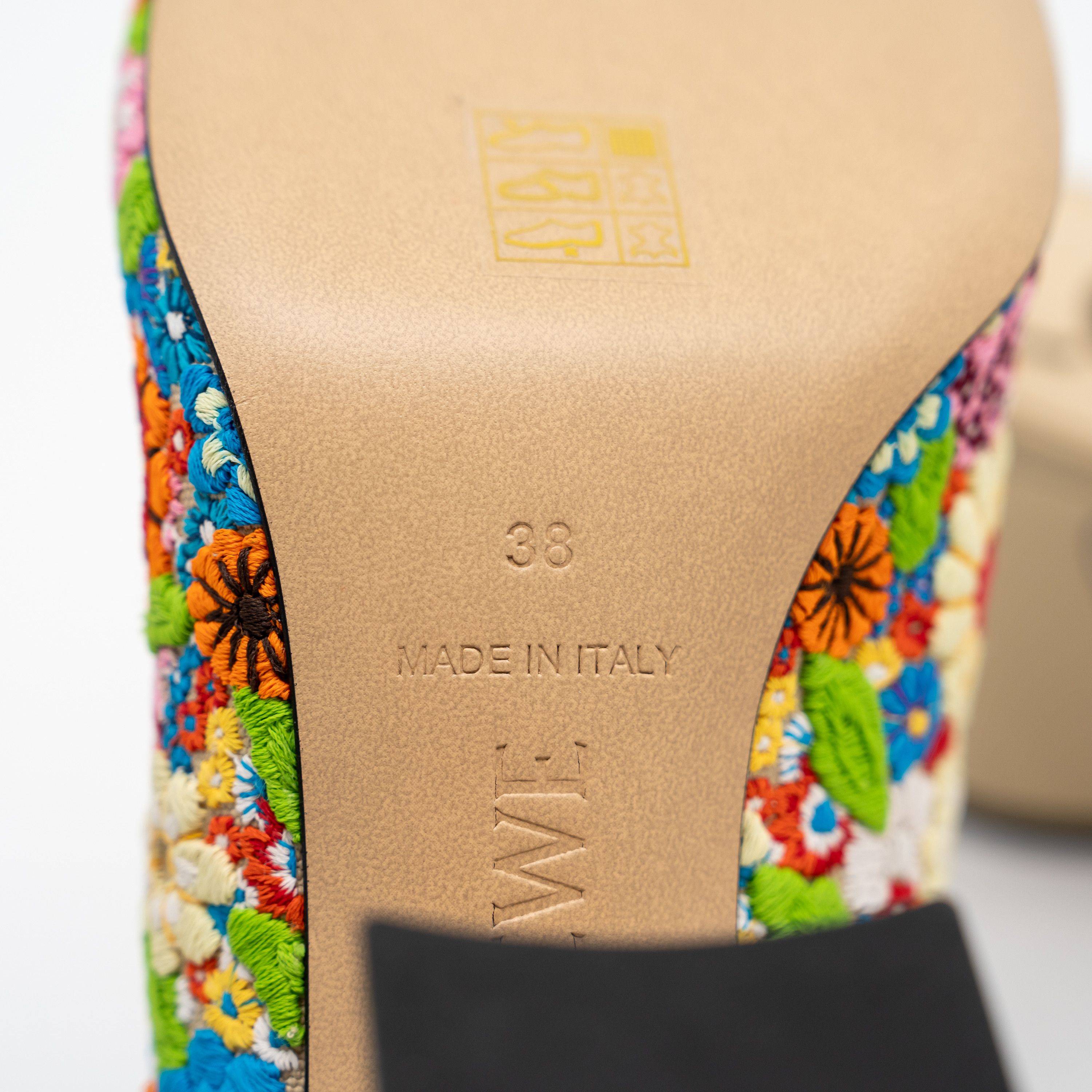 Loewe Loewe Calle Floral Embroidered Open Mule Sandals Size US 8 / IT 38 - 10 Thumbnail