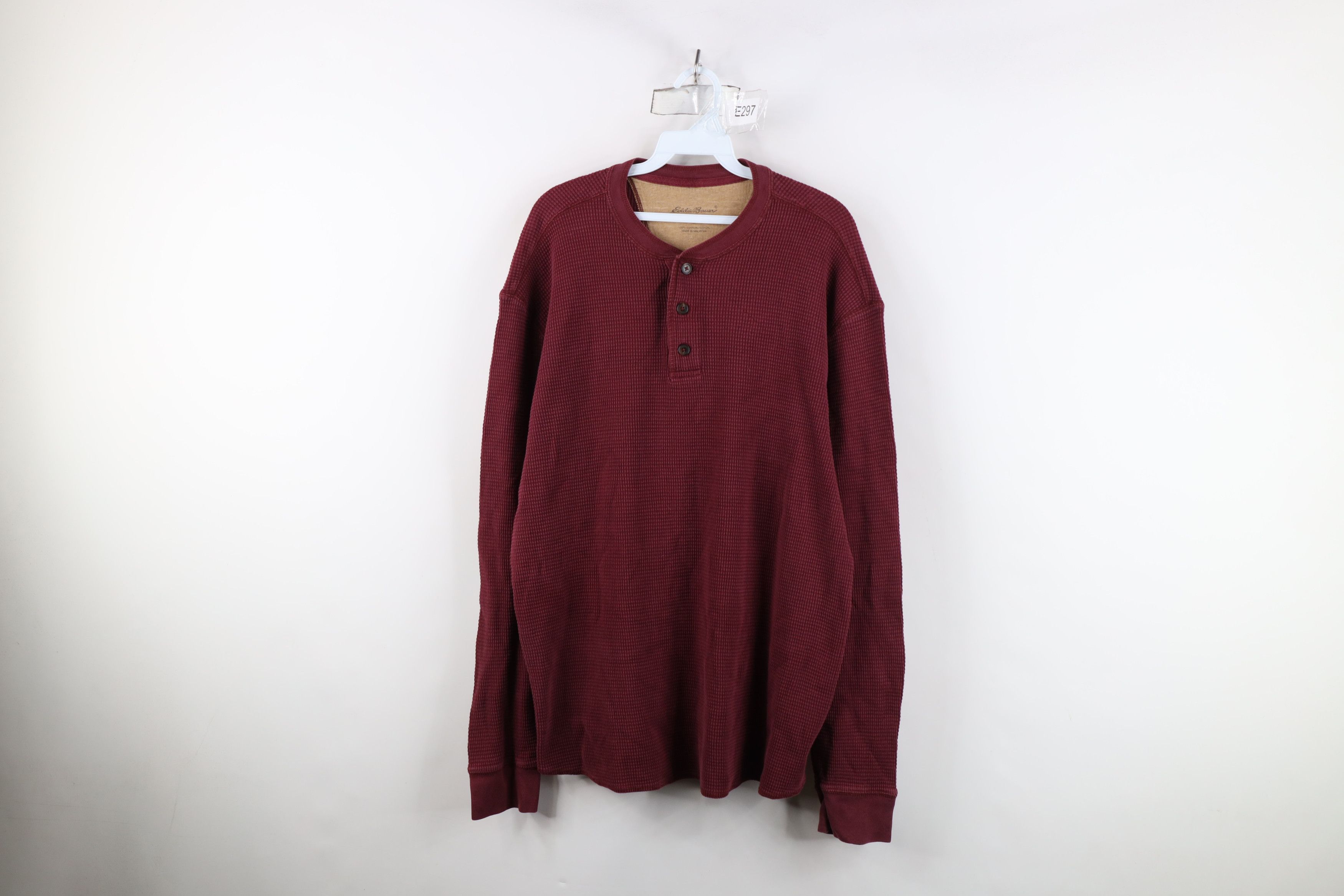 Eddie Bauer Vintage Eddie Bauer Thermal Waffle Knit Henley T-Shirt Red Size US XL / EU 56 / 4 - 1 Thumbnail