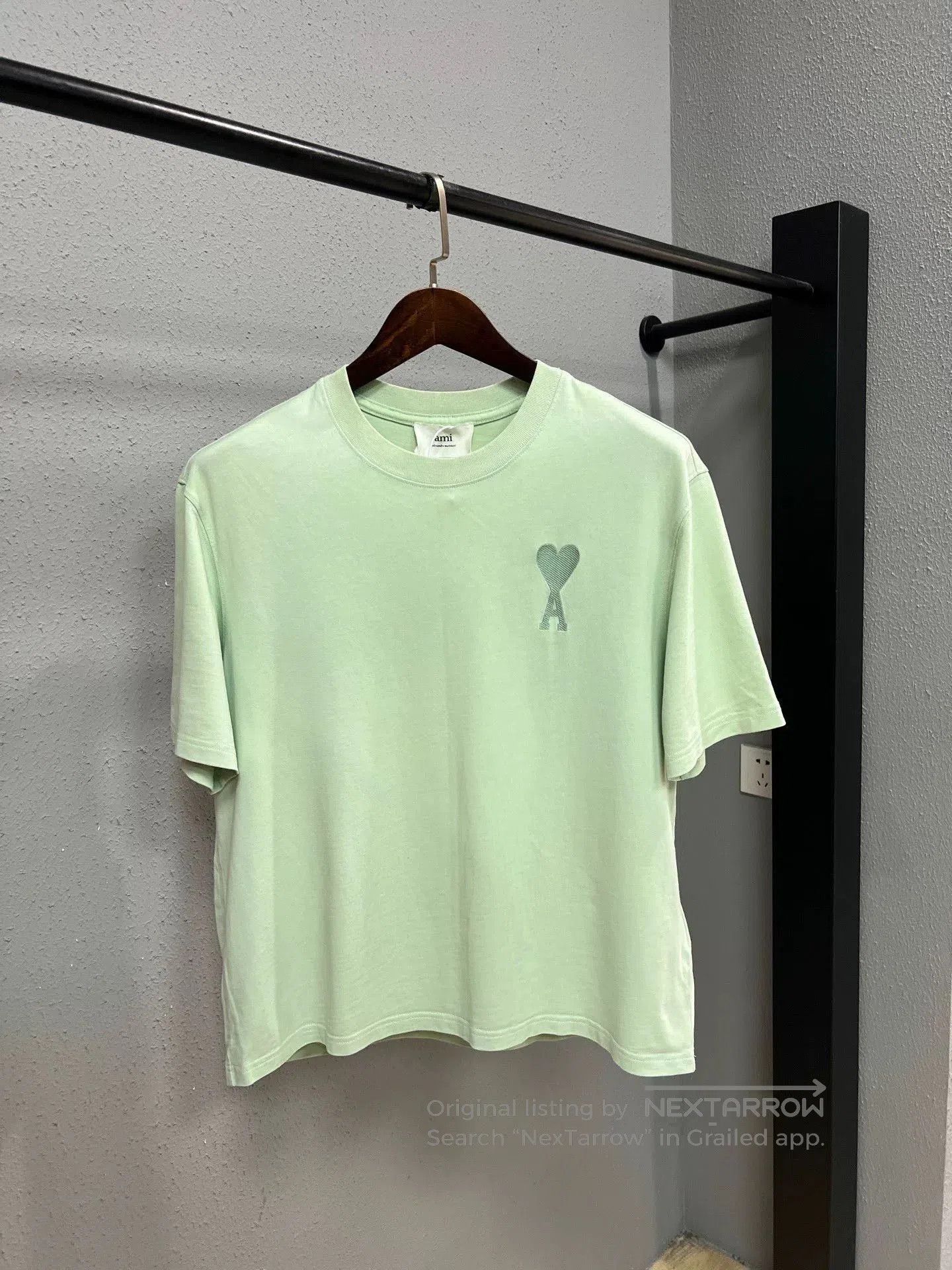 AMI Ami Green Heart Short Sleeve. Size M / US 6-8 / IT 42-44 - 1 Thumbnail
