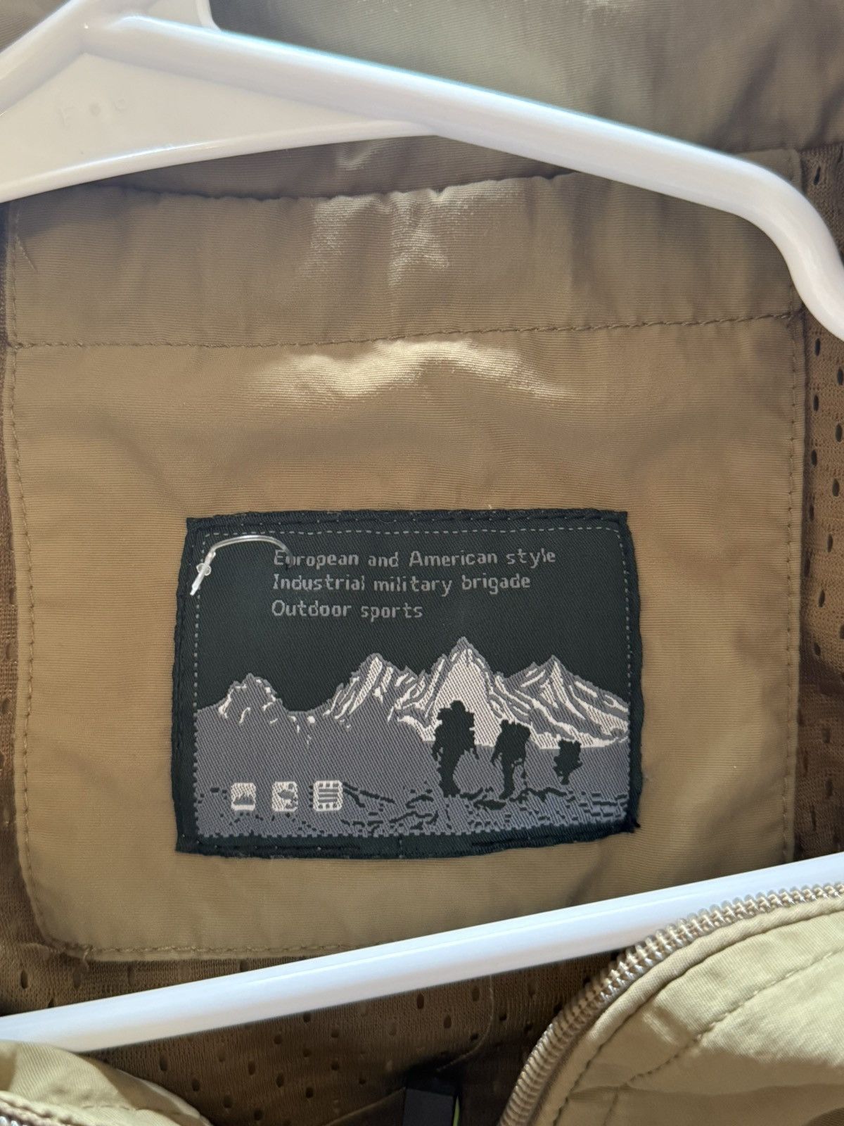 Other Outdoor Vest Size US L / EU 52-54 / 3 - 3 Thumbnail