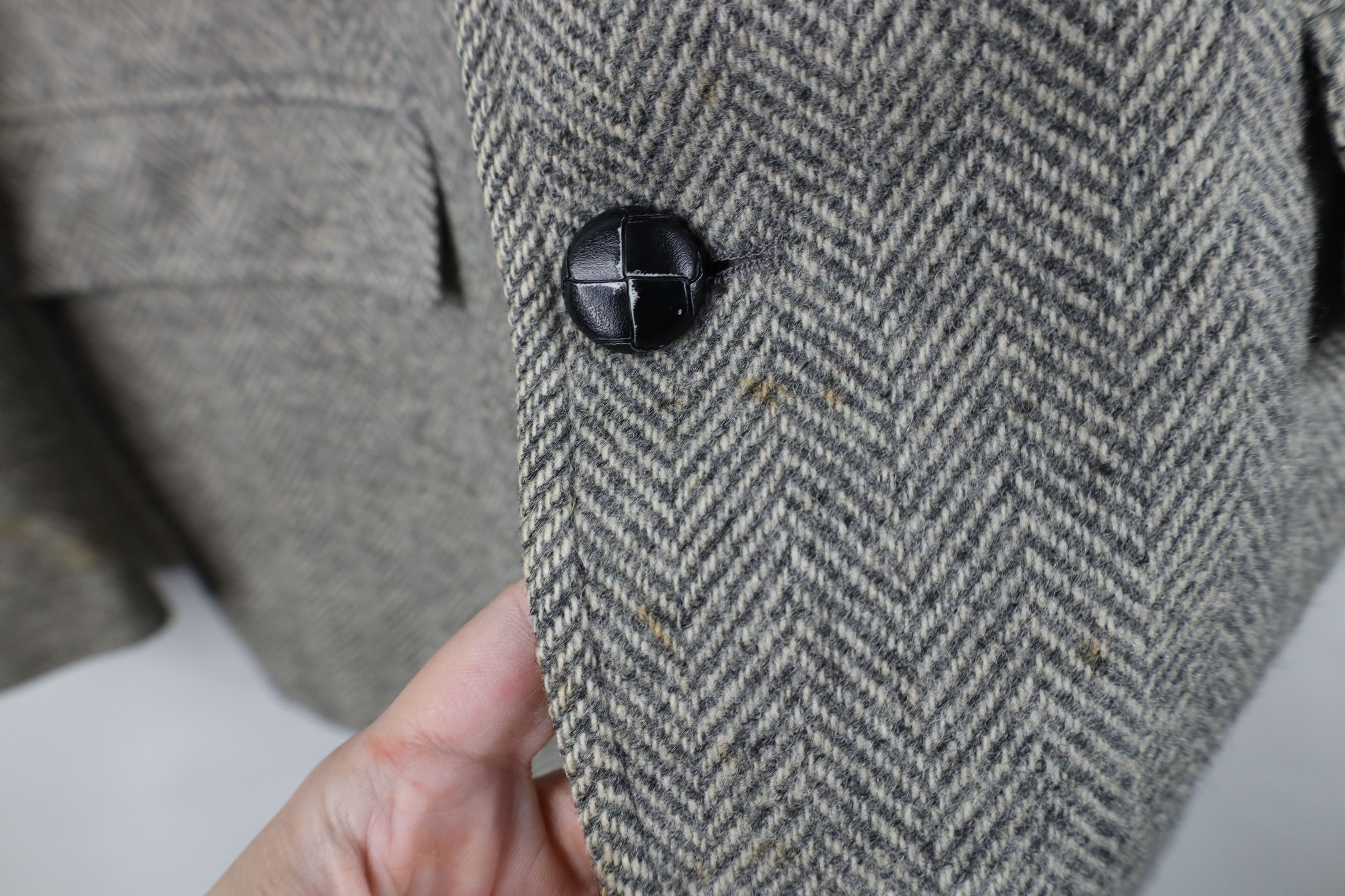 Vintage Vintage 90s Streetwear Herringbone Suit Coat Blazer Jacket Size US L / EU 52-54 / 3 - 5 Thumbnail
