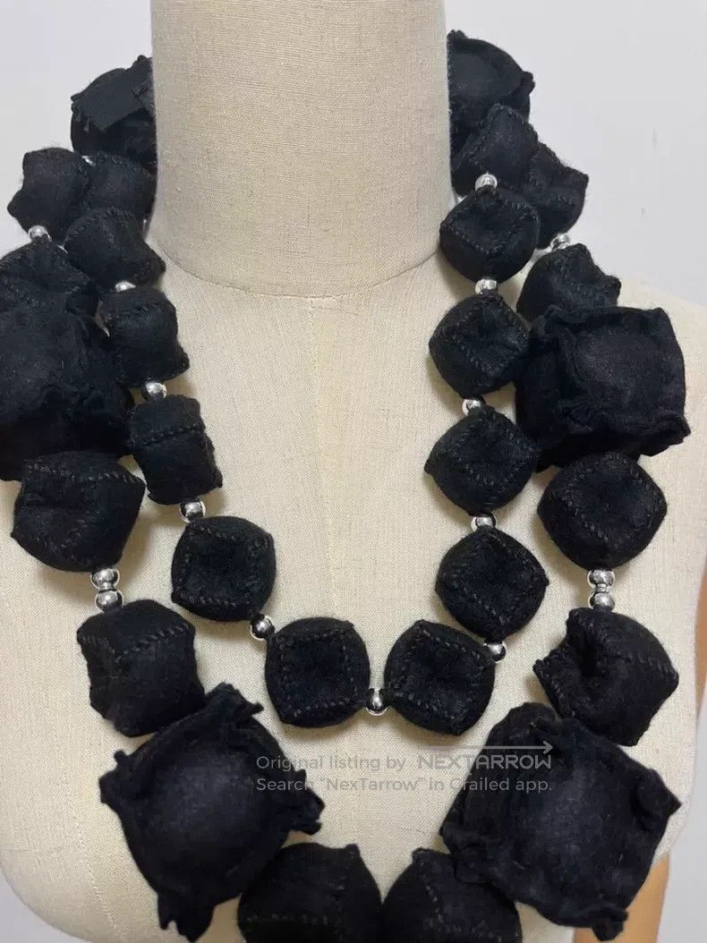 Comme des Garcons Comme Des Garcons tricot knit necklace with brand label| Size ONE SIZE - 7 Thumbnail