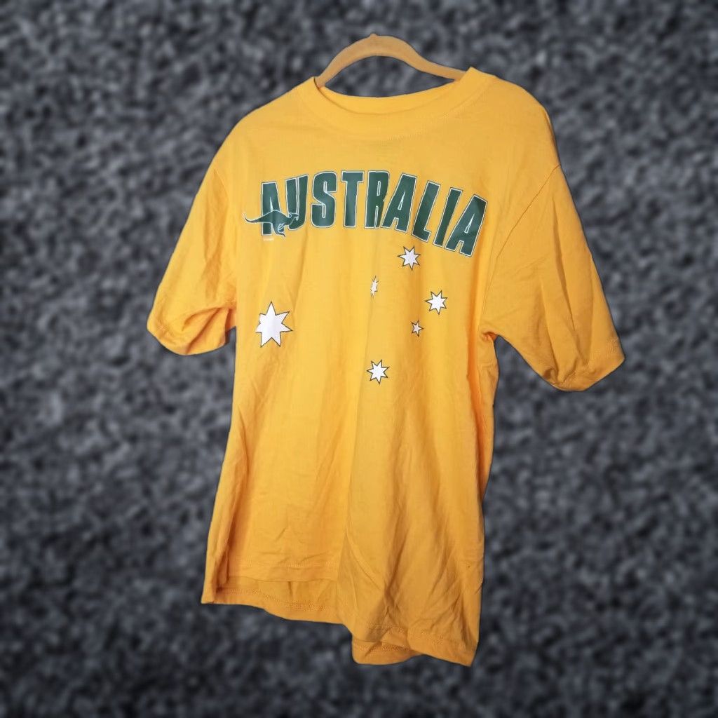 Vintage Retro Australia Spell Out T-Shirt Yellow Travel Souvenir Mens M City? Size US M / EU 48-50 / 2 - 1 Thumbnail