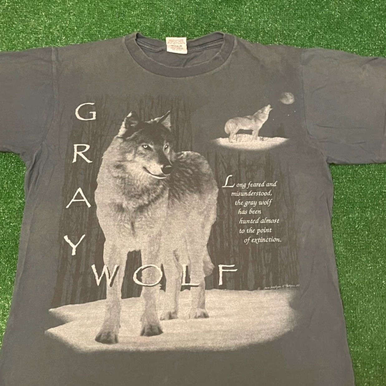 Vintage VINTAGE 90s Gray Wolf Nature Animal Double-Sided VTG Shirt Mens Size L USA Shirt Mens 90s Wolf Nature Double-Sided Size US L / EU 52-54 / 3 - 2 Thumbnail