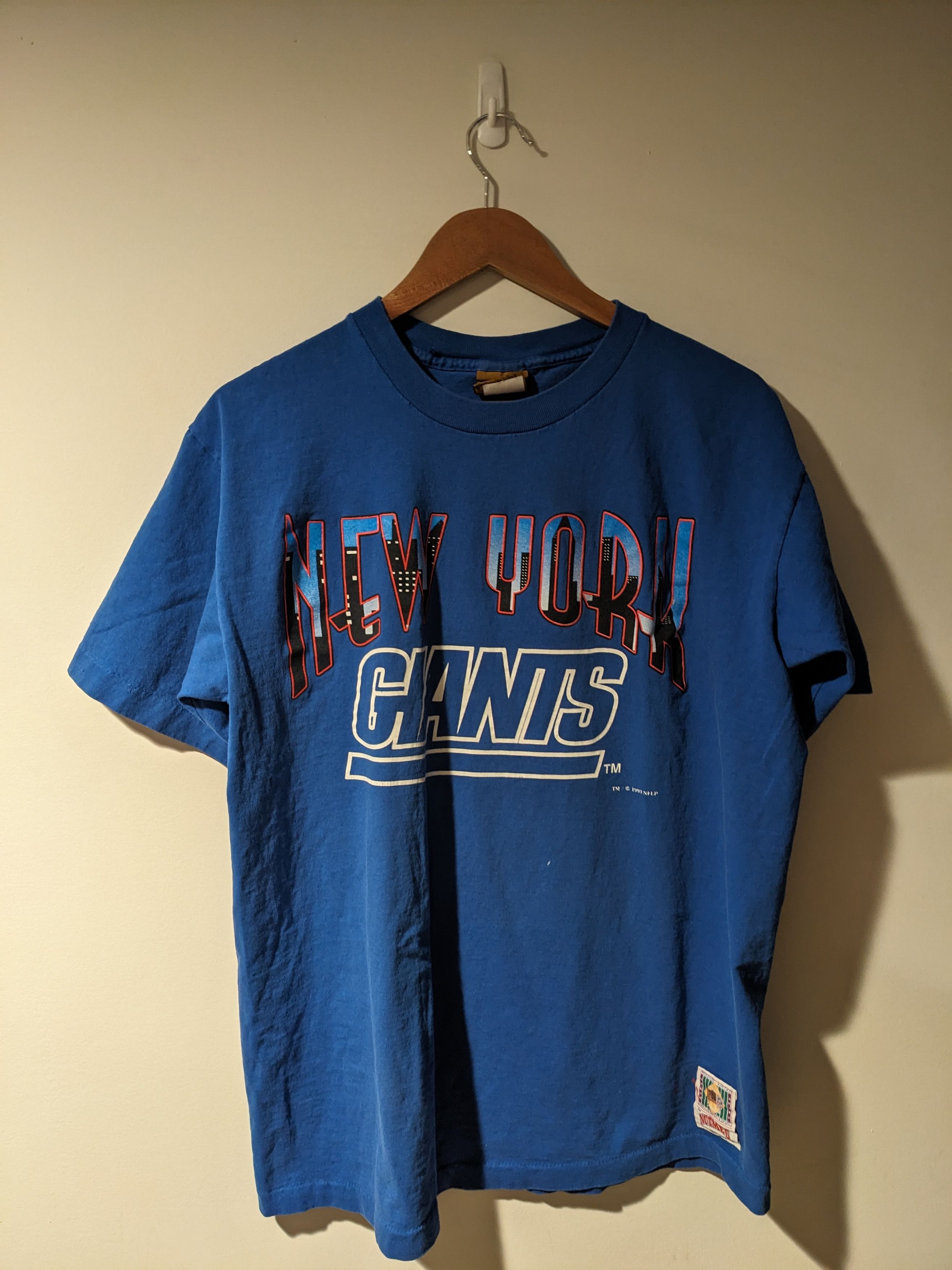 NFL × Nutmeg × Vintage Vintage 1993 New York Giants NFL Football Nutmeg T-Shirt Size US L / EU 52-54 / 3 - 1 Thumbnail