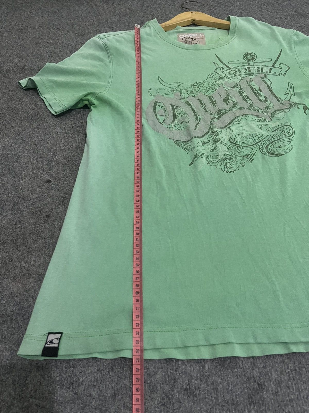 O'Neill 💥VINTAGE Y2K O'Neill Triball Graphic Tee Size US L / EU 52-54 / 3 - 7 Thumbnail
