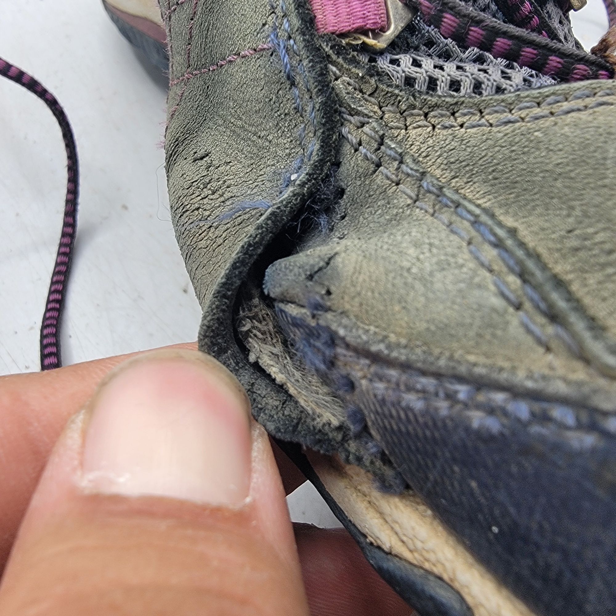 Oboz Oboz Sapphire Mid BDry Womens 9 Gray Hiking Boots Camping Ou Size US 9 / IT 39 - 8 Thumbnail
