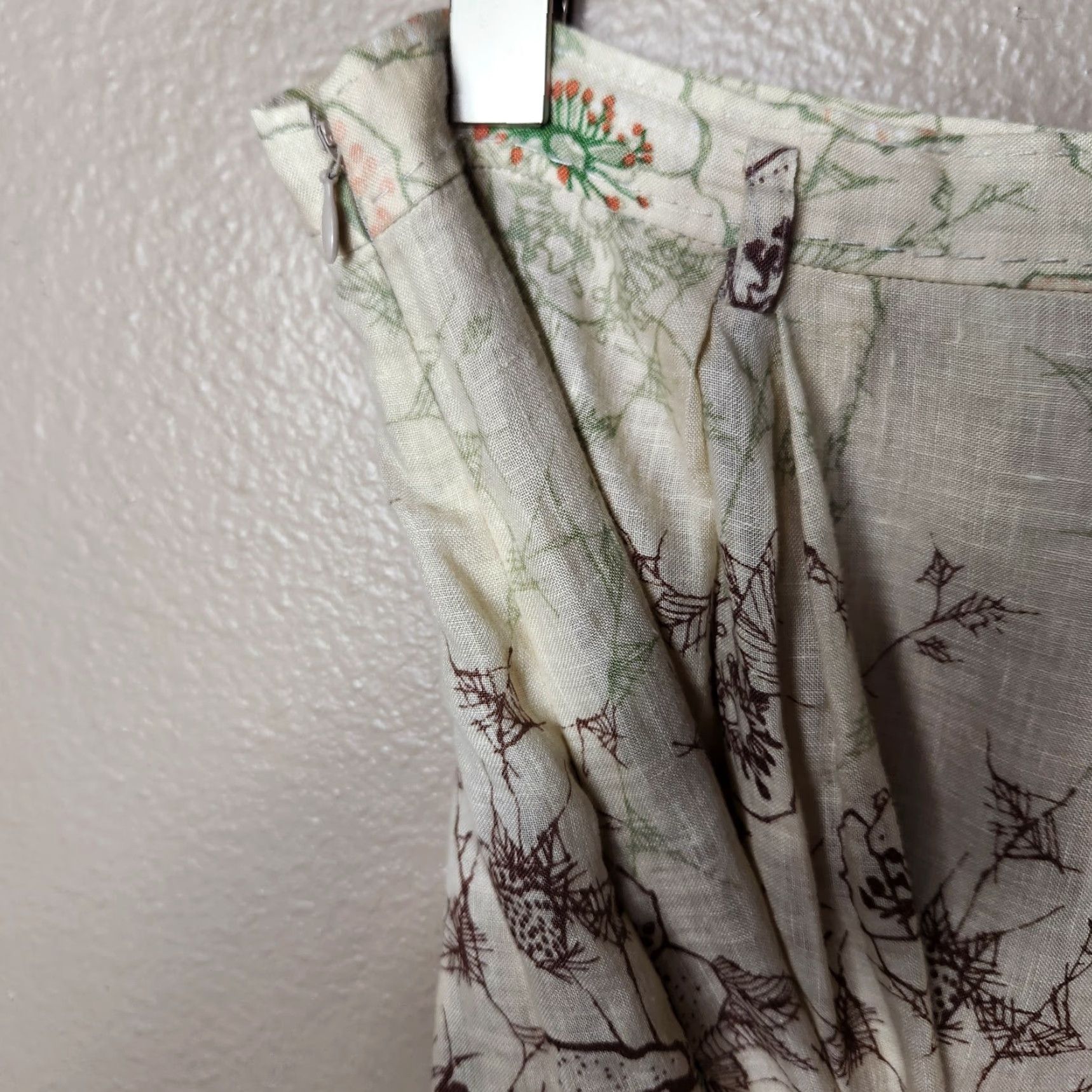 Elie Tahari Elie Tahari Skirt 100% Linen Beige Floral Embroidered Flare-Size 12 Womens Knee Length Bohemian, Flower, Art, Beach Size 34" / US 12 / IT 48 - 5 Thumbnail