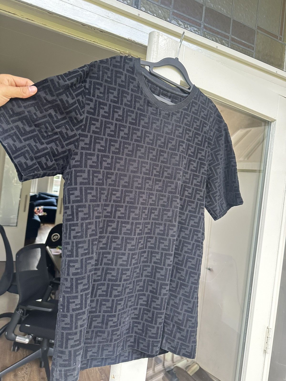 Fendi Fendi monogram tshirt Size US L / EU 52-54 / 3 - 1 Thumbnail