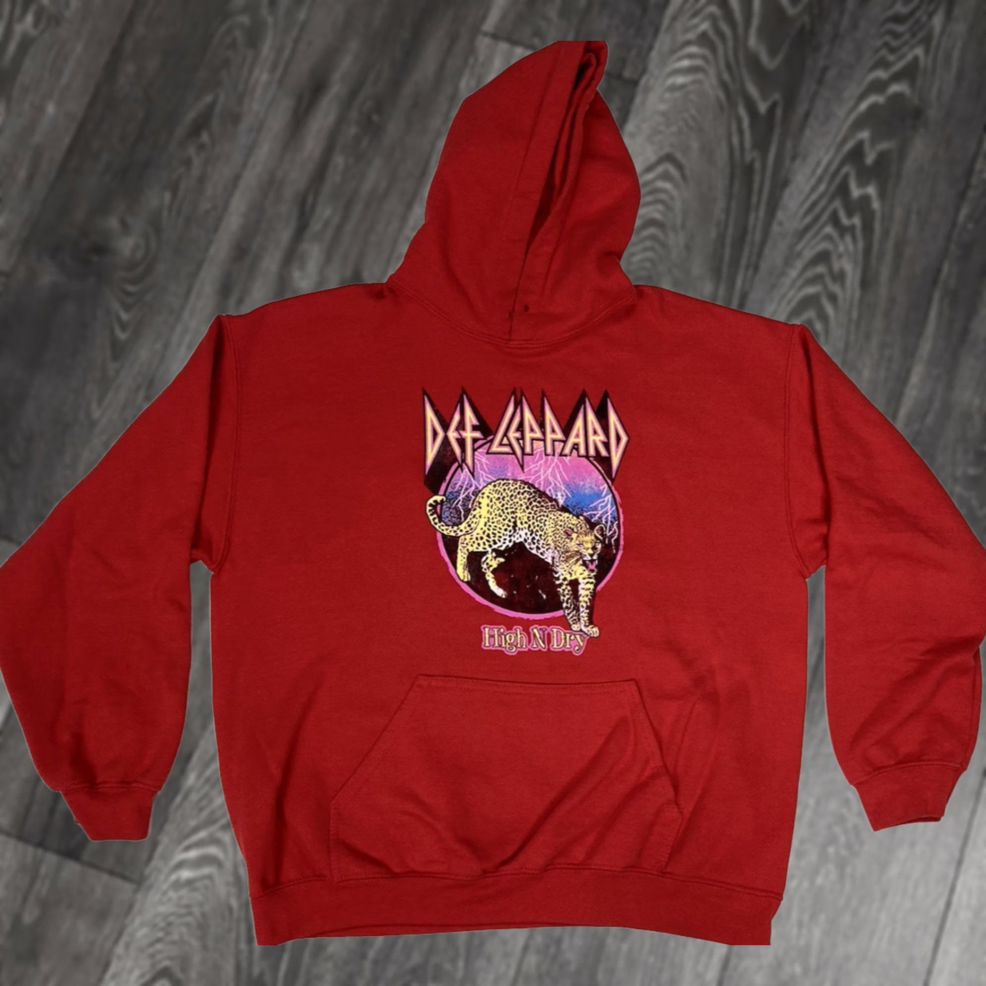 Vintage VINTAGE Def Leppard High N Dry Graphic Pullover Hoodie Mens Large Red Music Size US L / EU 52-54 / 3 - 1 Thumbnail