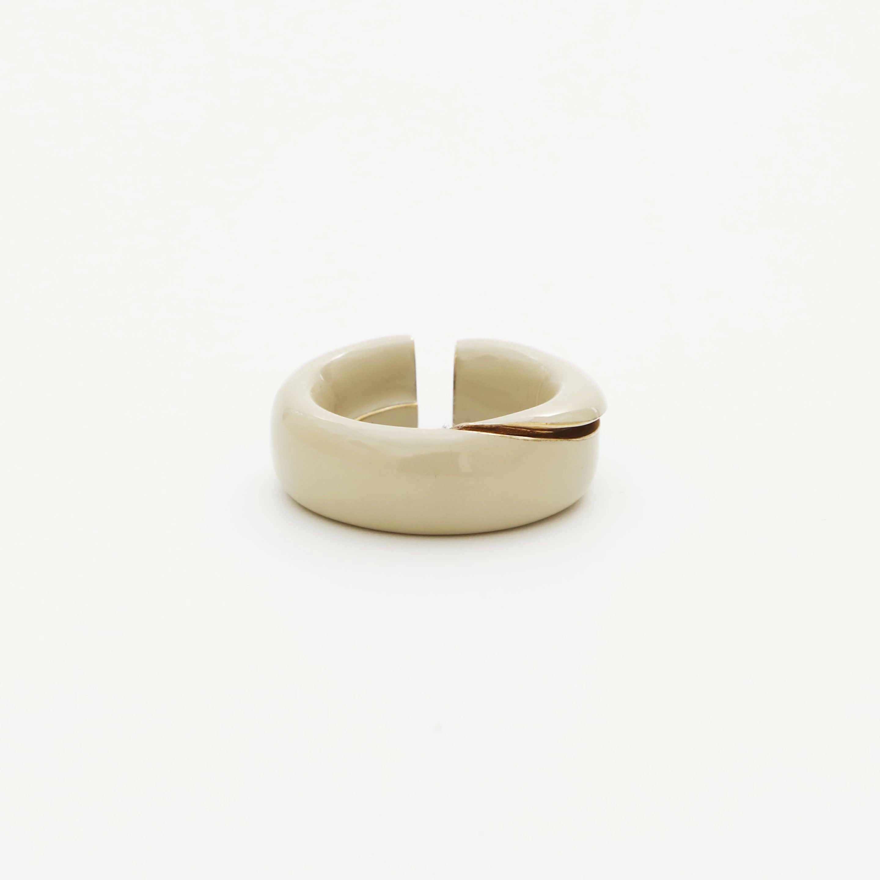 Bottega Veneta o1n1vont1124 Size: OS / Earrings in Tapioca Size ONE SIZE - 1 Thumbnail