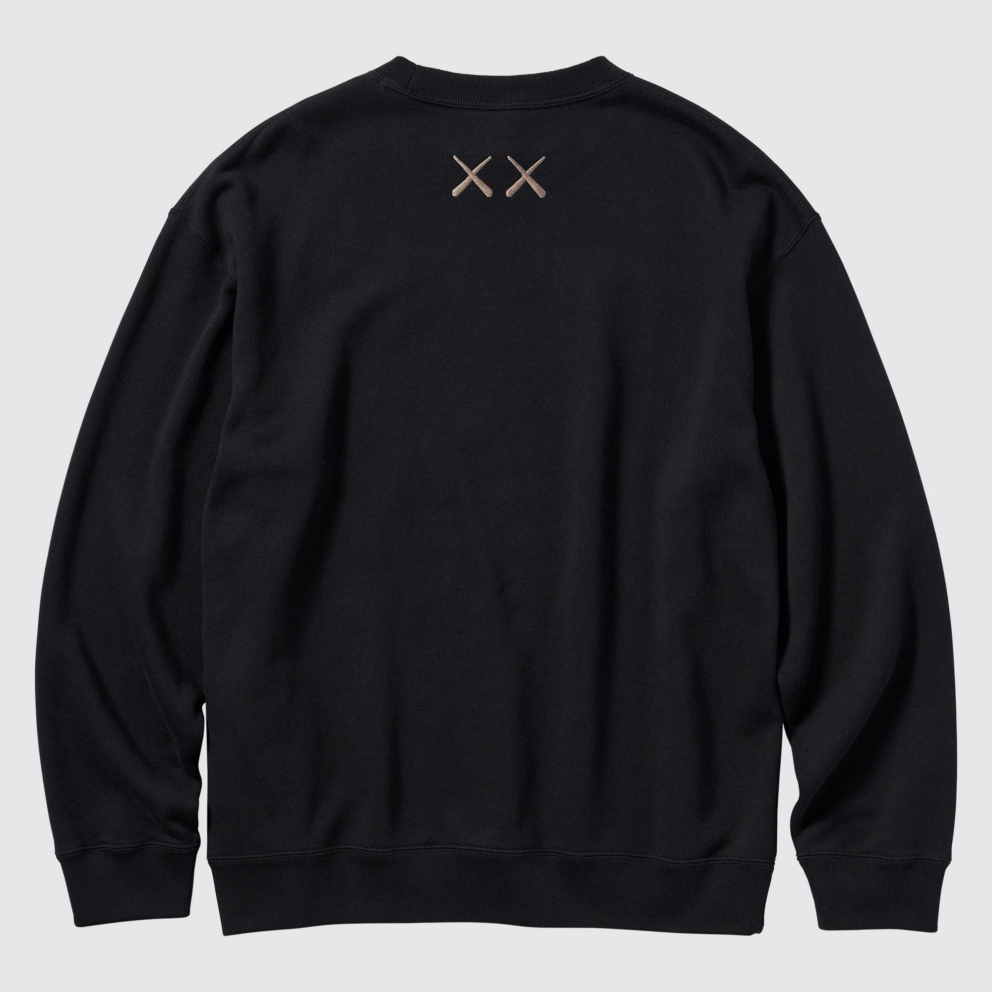 Kaws × Uniqlo Family Portrait Graphic Uniqlo x KAWS 2023 UT Sweatshirt Size US XL / EU 56 / 4 - 9 Thumbnail