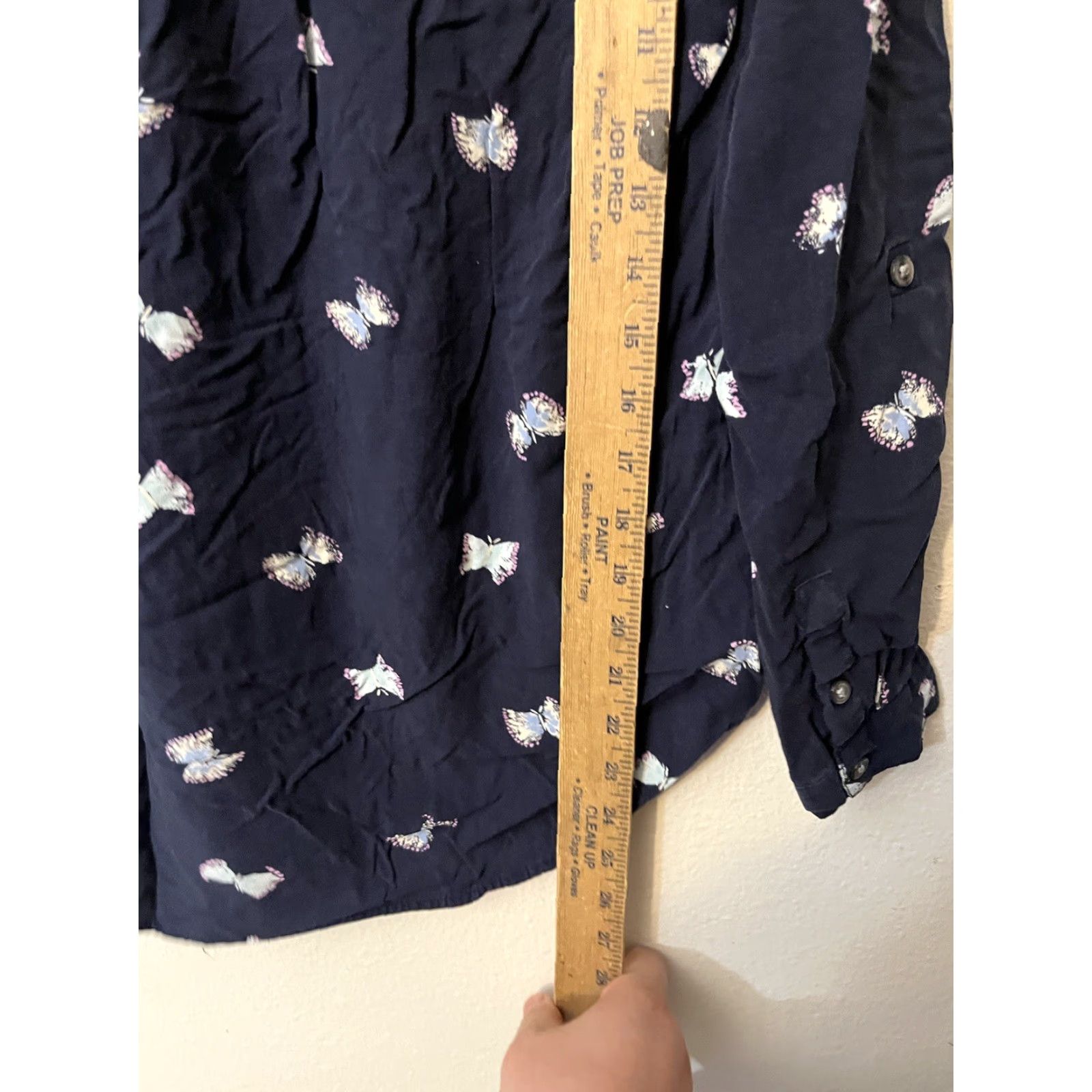 Vintage Bass Shirt Small Navy Blue Popover Butterflies Roll Tab Sleeves Top Size S / US 4 / IT 40 - 4 Thumbnail