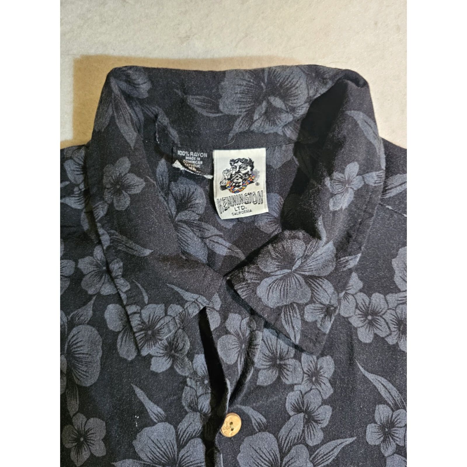 Vintage VINTAGE Kennington Hawaiian Camp Shirt Button-Up Mens XL Floral Design Size US XL / EU 56 / 4 - 3 Thumbnail