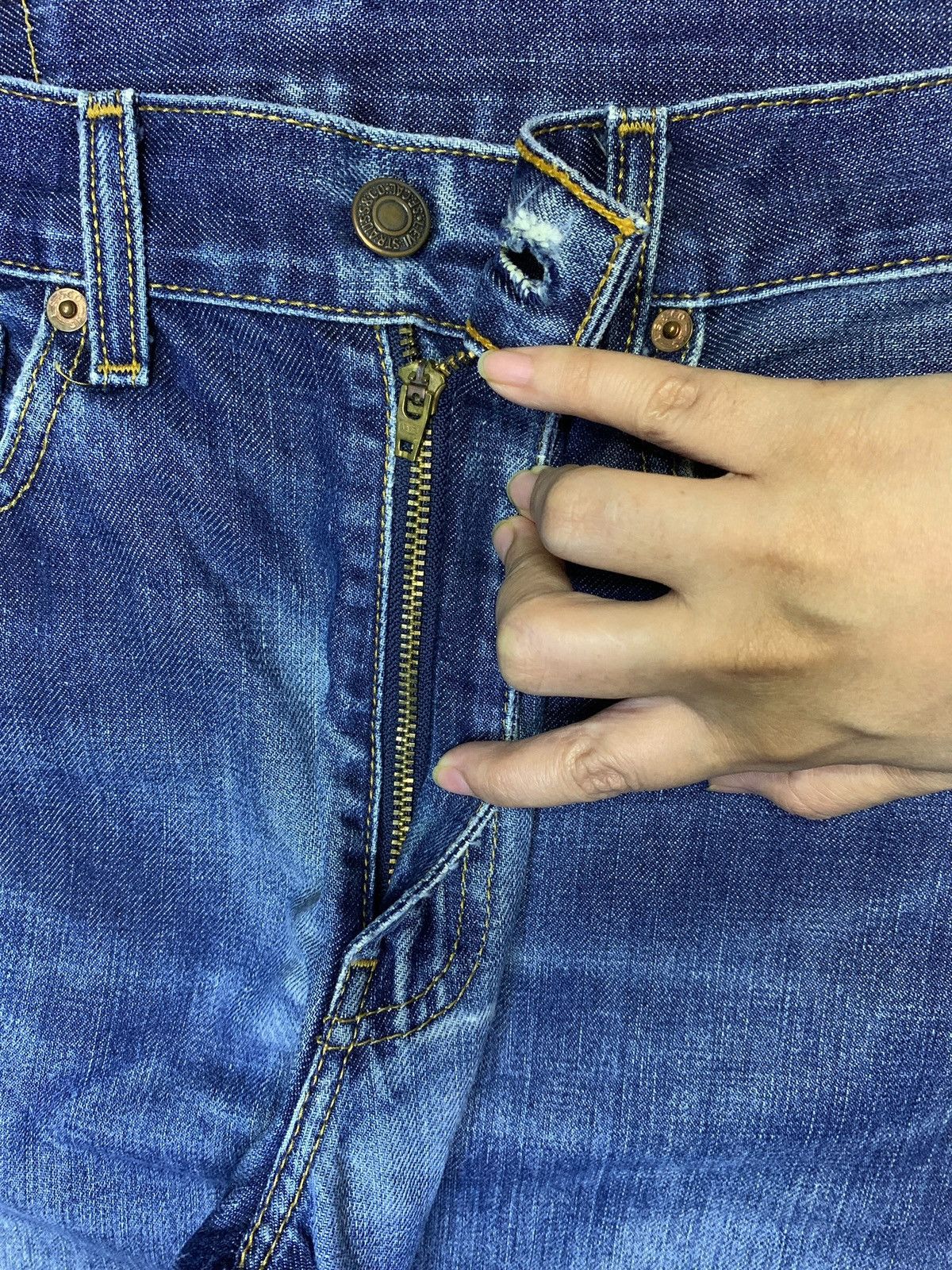 Levi's Vintage 90s Levis 505 Faded Wash Distressed Jeans Size US 29 - 3 Thumbnail