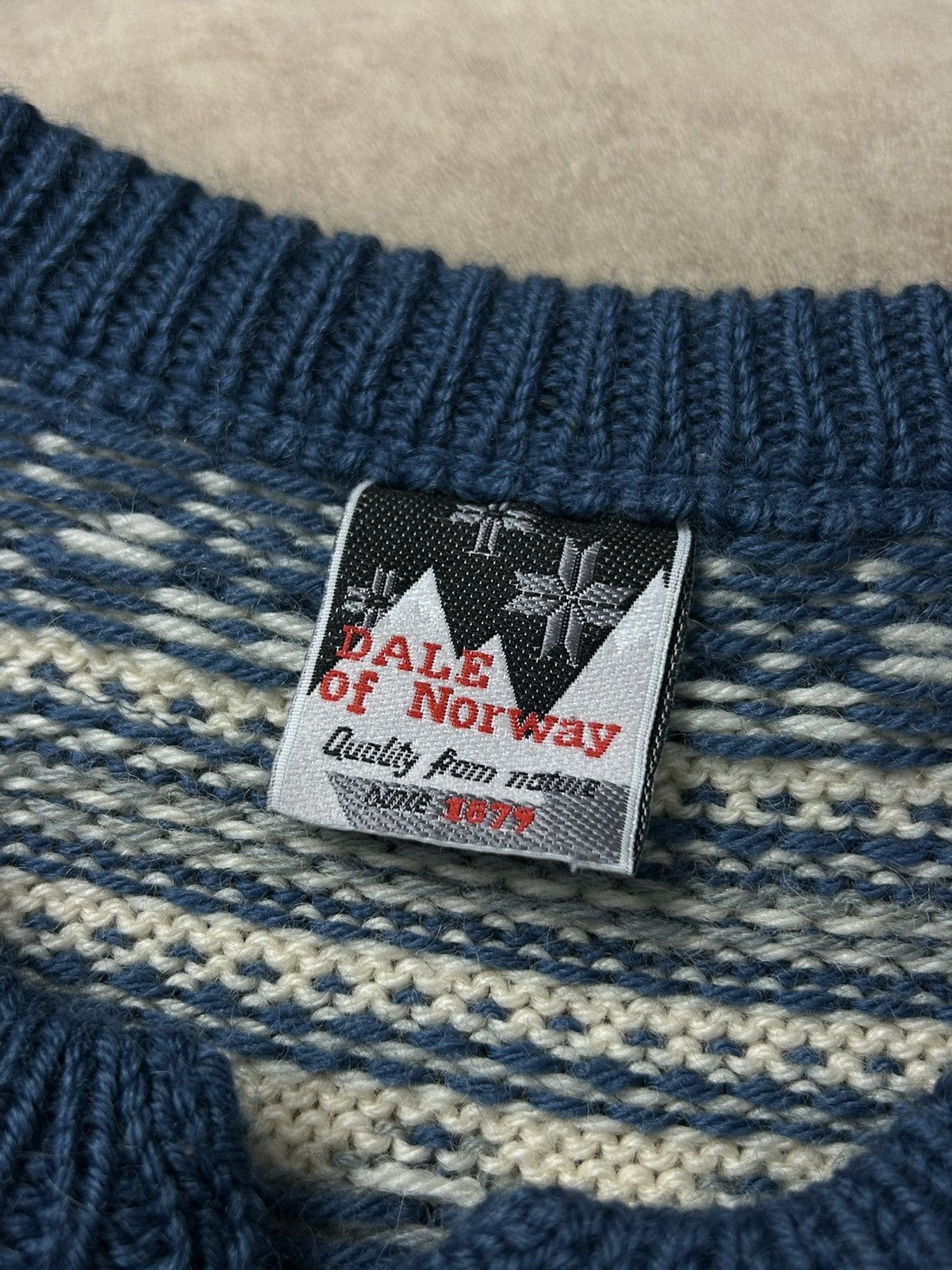 Dale Of Norway Dale of Norway Nordic Cardigan Sweater Pewter clasps Size-L Size US L / EU 52-54 / 3 - 12 Thumbnail