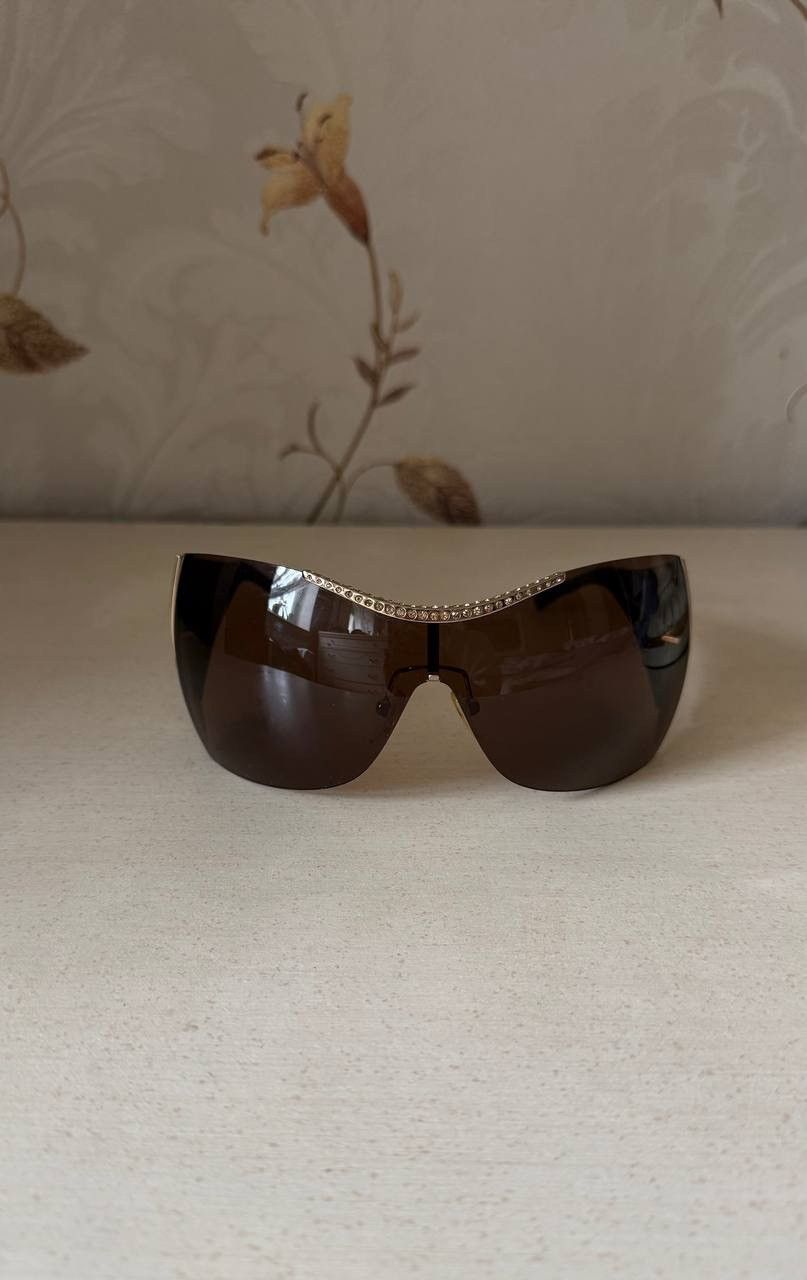 Givenchy Givenchy y2k Rhinestone Sunglasses SGV351S Size ONE SIZE - 1 Thumbnail