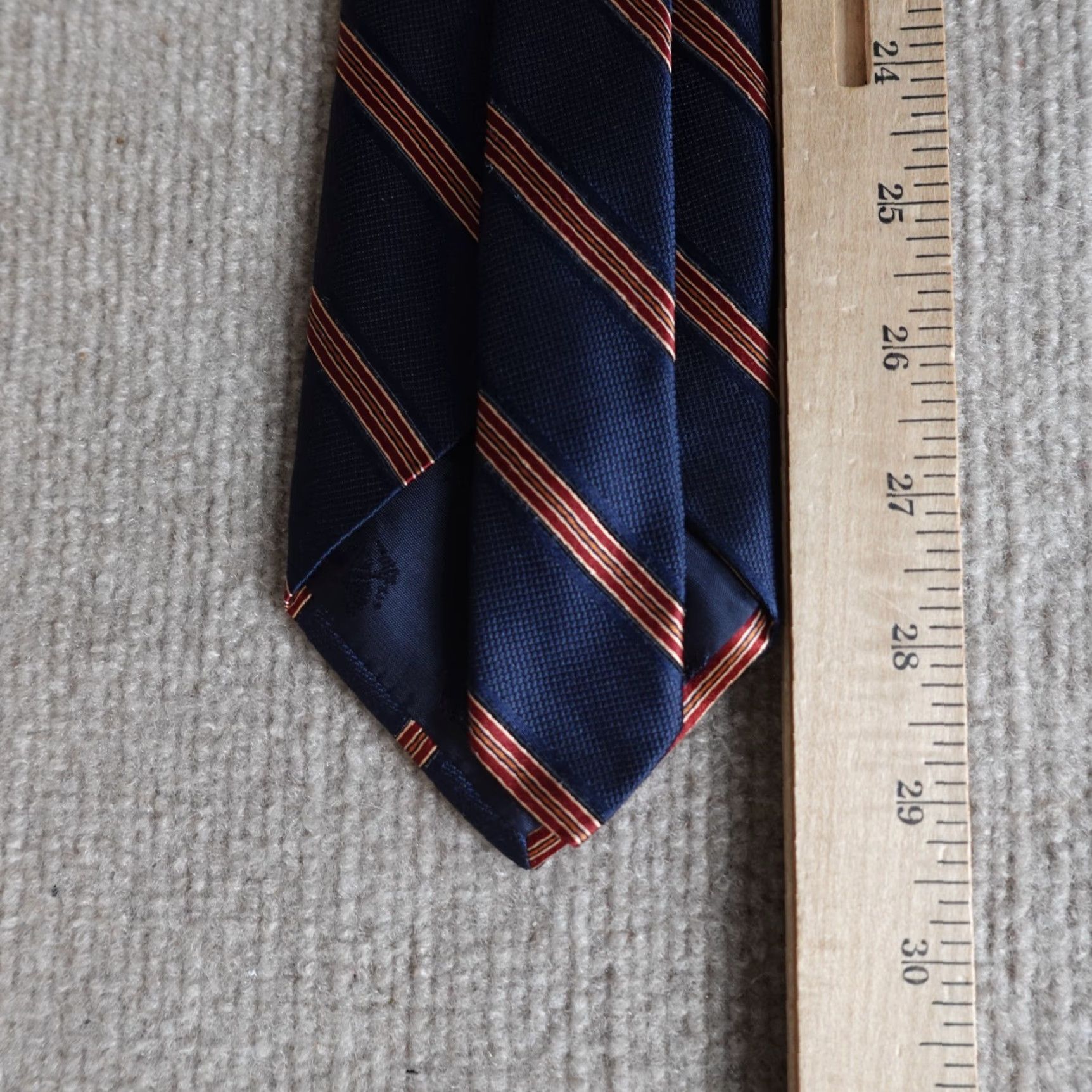 Brooks Brothers VINTAGE Brooks Brothers Tie Blue Red Striped Repp Regimental Makers USA Silk Classic Width Mens Size ONE SIZE - 4 Thumbnail