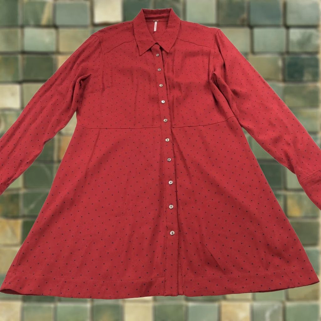 Free People Free People Tunic Shirt Long Sleeve Button Polka Dot Red Women's Large Viscose Rayon Modern Classic Size L / US 10 / IT 46 - 1 Thumbnail