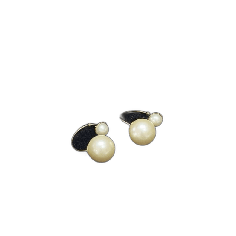 dior pearl stud earrings