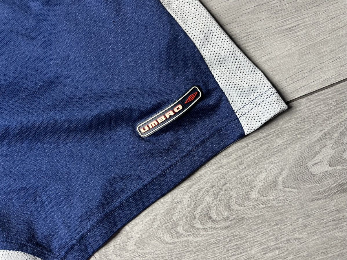 Umbro Vintage Umbro Shorts soccer size XLarge Size US 36 / EU 52 - 2 Thumbnail