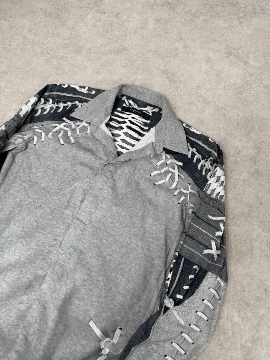 Givenchy AW2013 Givenchy Mega Laced Abstract Grey Shirt by Riccardo Tisci Size US S / EU 44-46 / 1 - 11 Thumbnail