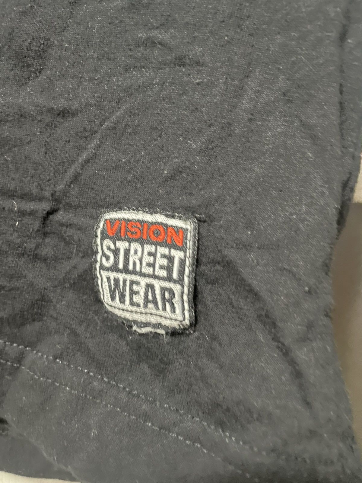 Vision Streetwear Vintage 2000s Vision Street Wear City Graphic Black Tee Size US L / EU 52-54 / 3 - 8 Thumbnail
