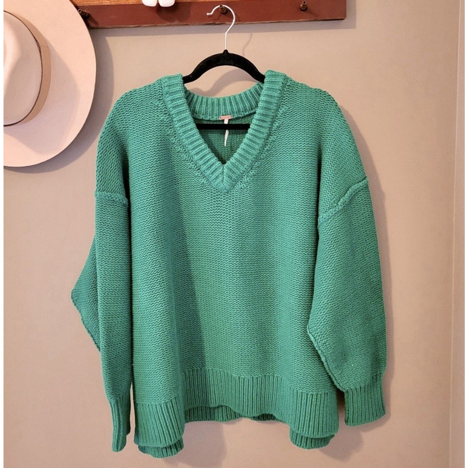 Free People Free People Womens Large Green Alli V Neck Pullover Sweater Size L / US 10 / IT 46 - 2 Thumbnail