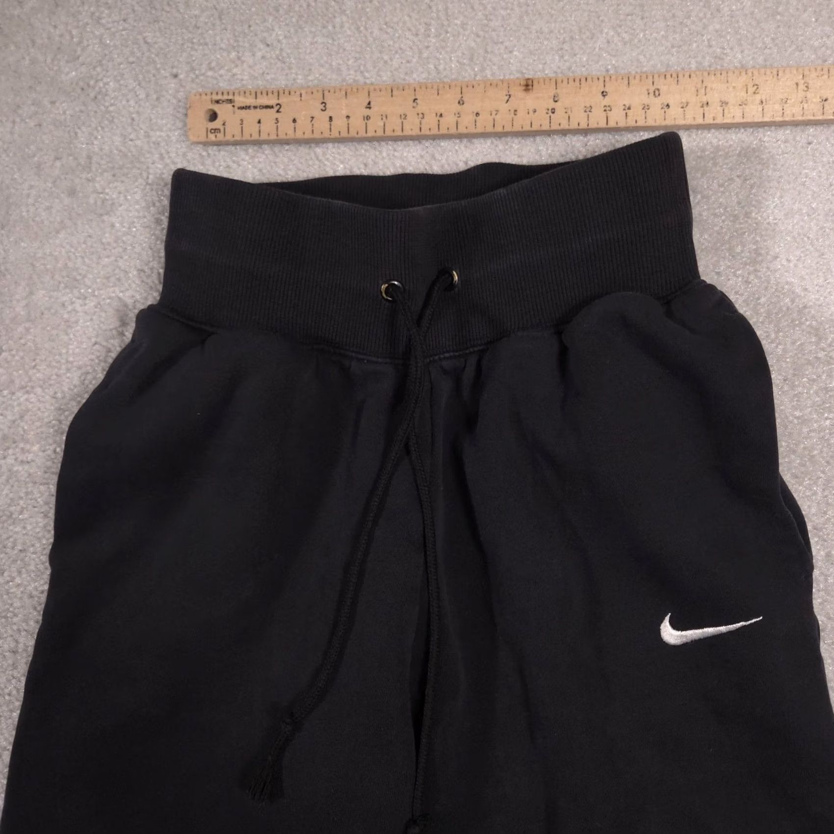 Nike Nike Sweatpants Women’s XS Black Fleece Joggers Pockets Drawstring Logo Size 26" / US 2 / IT 38 - 7 Thumbnail