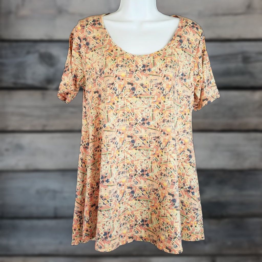 Vintage **LuLaRoe Women's Perfect T-Shirt Size XS Pink Geometric** User: LuLaRoe Women's Perfect T-Shirt Size XS Pink Geometric Size XS / US 0-2 / IT 36-38 - 1 Thumbnail