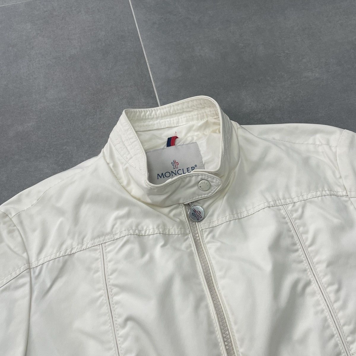 Moncler Authentic Moncler Women Jacket Size 3 (M) Size M / US 6-8 / IT 42-44 - 10 Thumbnail