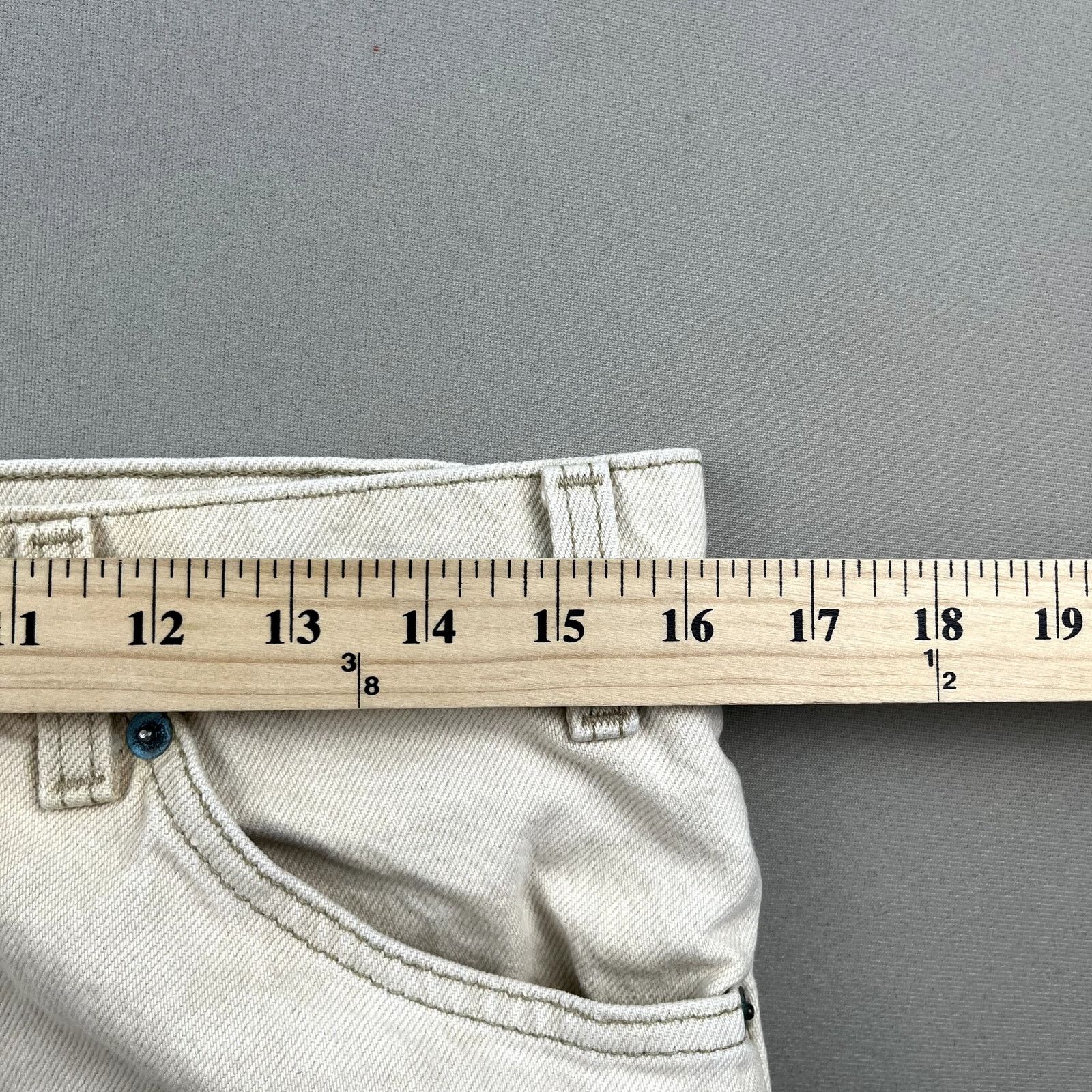 Levi's Vintage Levis 550 Jeans Mens Cream Denim Relaxed Fit Size US 32 / EU 48 - 13 Thumbnail