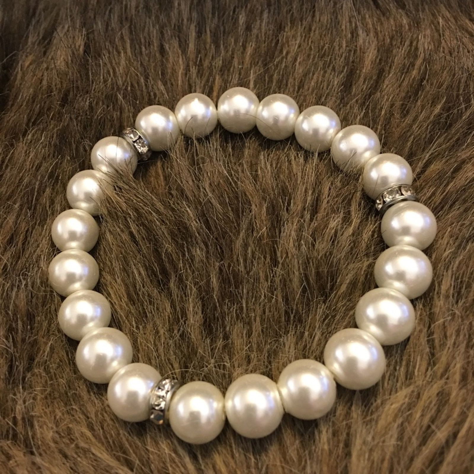 Vintage Vintage 80s faux pearl rhinestone accent bracelet Size ONE SIZE - 5 Thumbnail