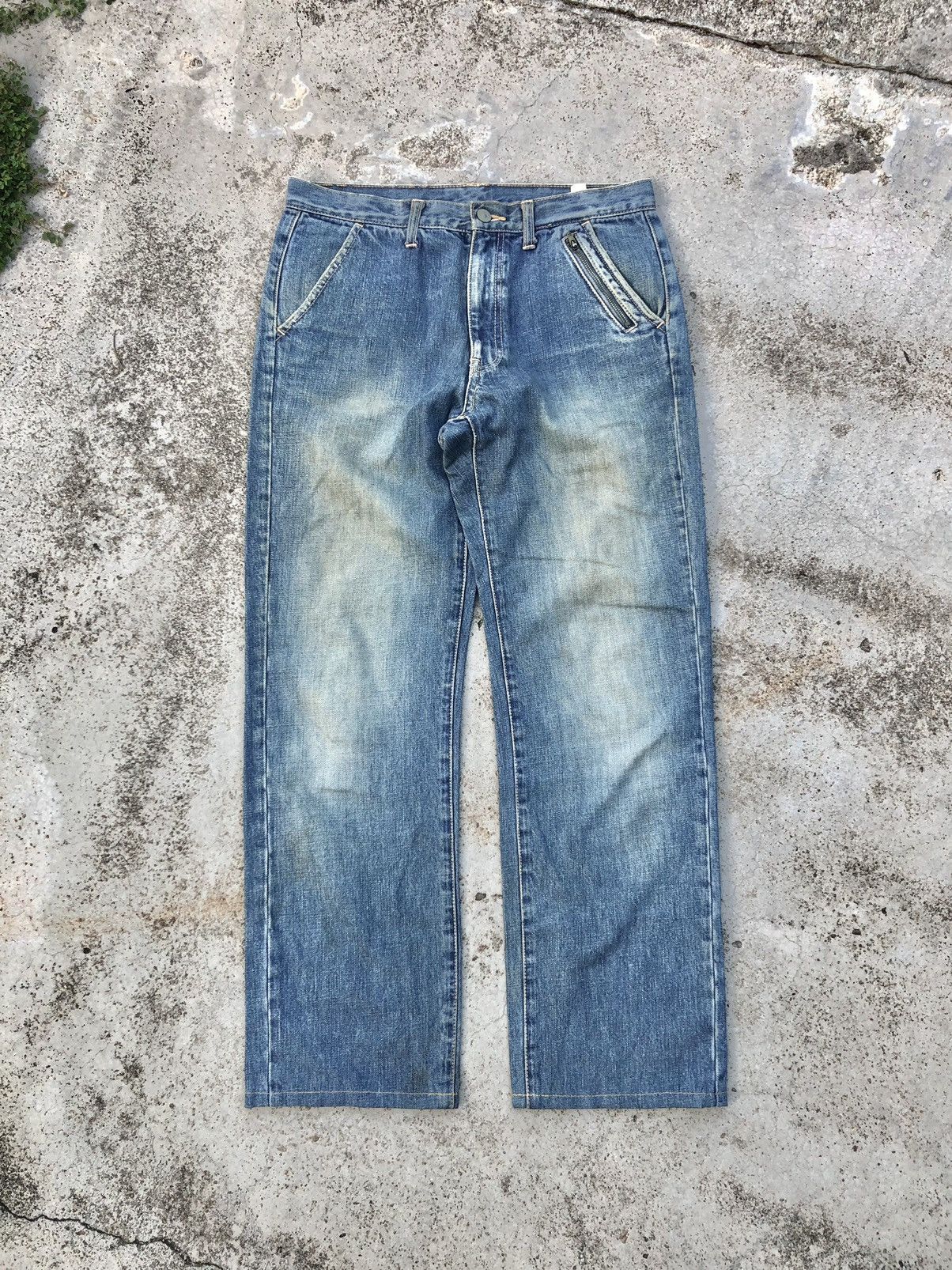 ZIPPER WASHED BLUE DENIM