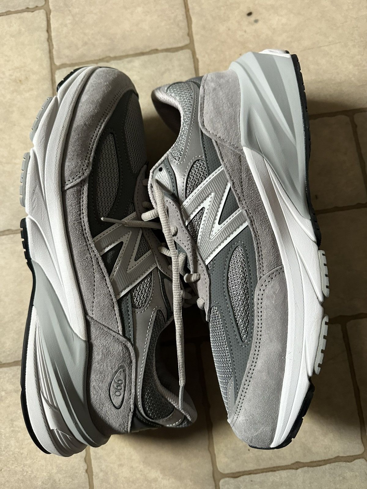 New Balance New Balance 990V6 Size US 11 / EU 44 - 6 Thumbnail